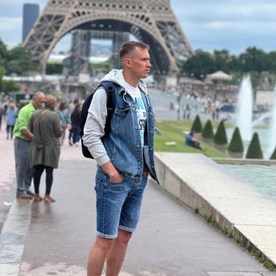 Михаил Радостев