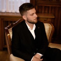 Евгений Лавунов